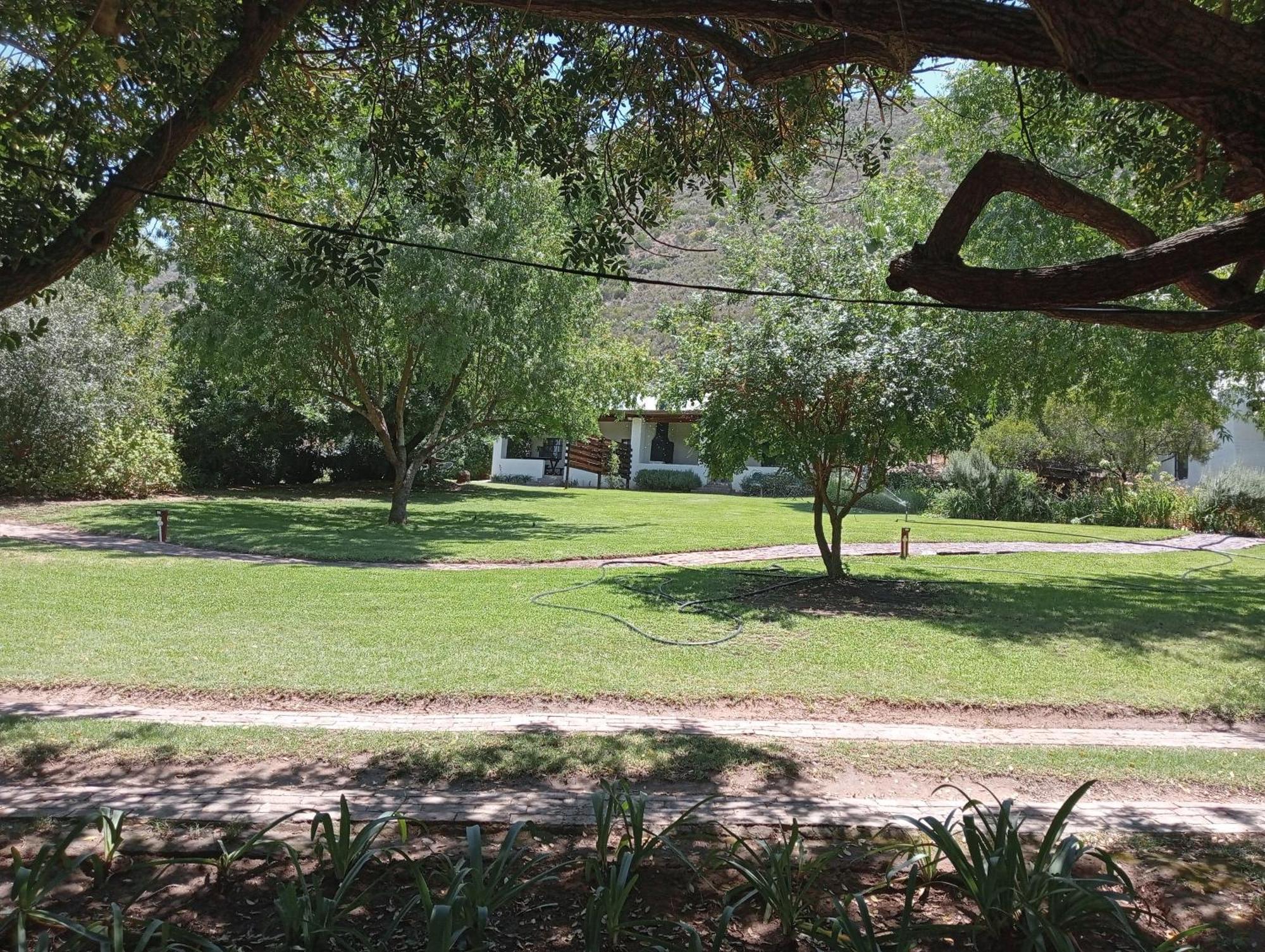Kranskloof Country Lodge オーツホーン エクステリア 写真