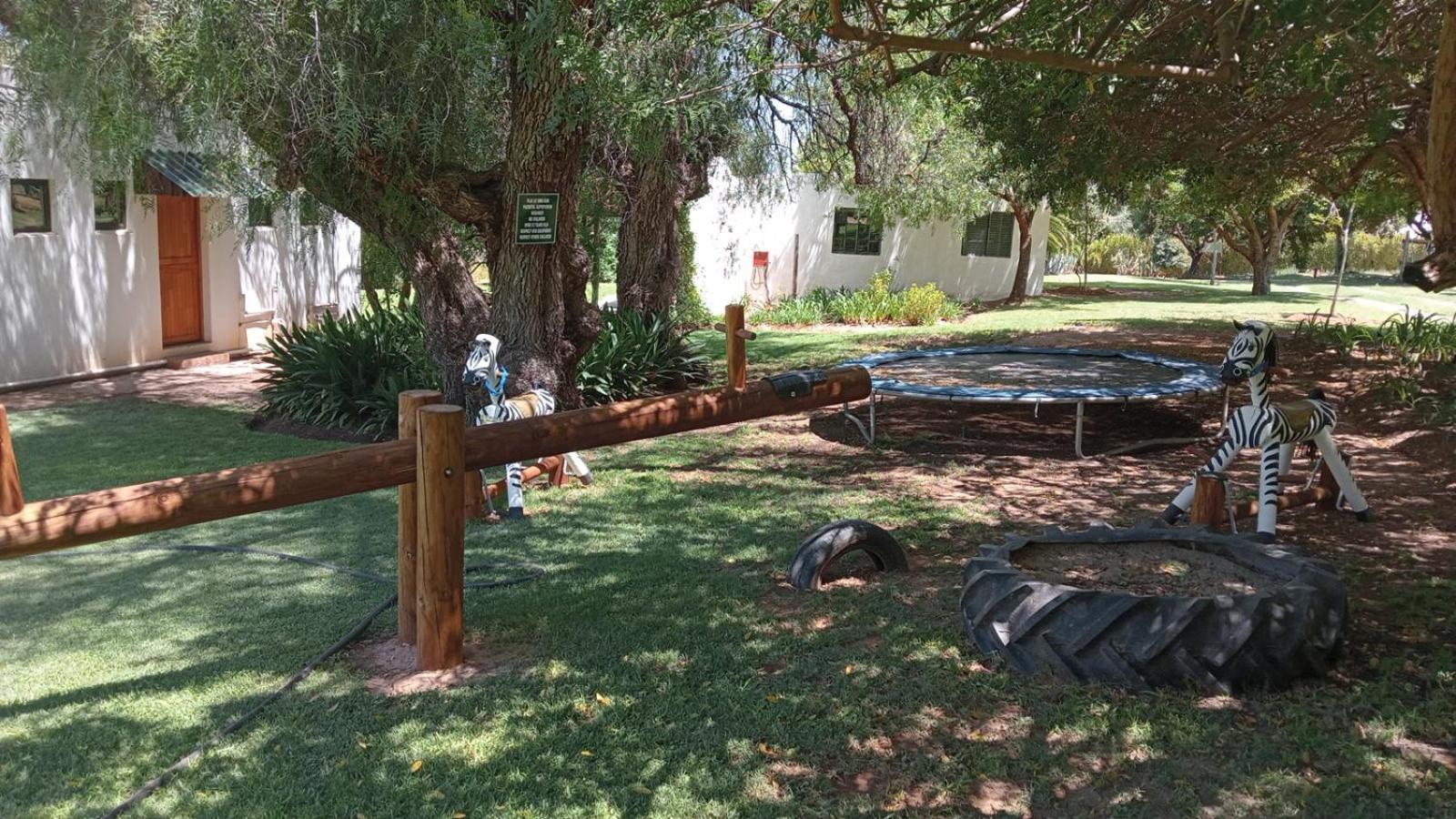 Kranskloof Country Lodge オーツホーン エクステリア 写真