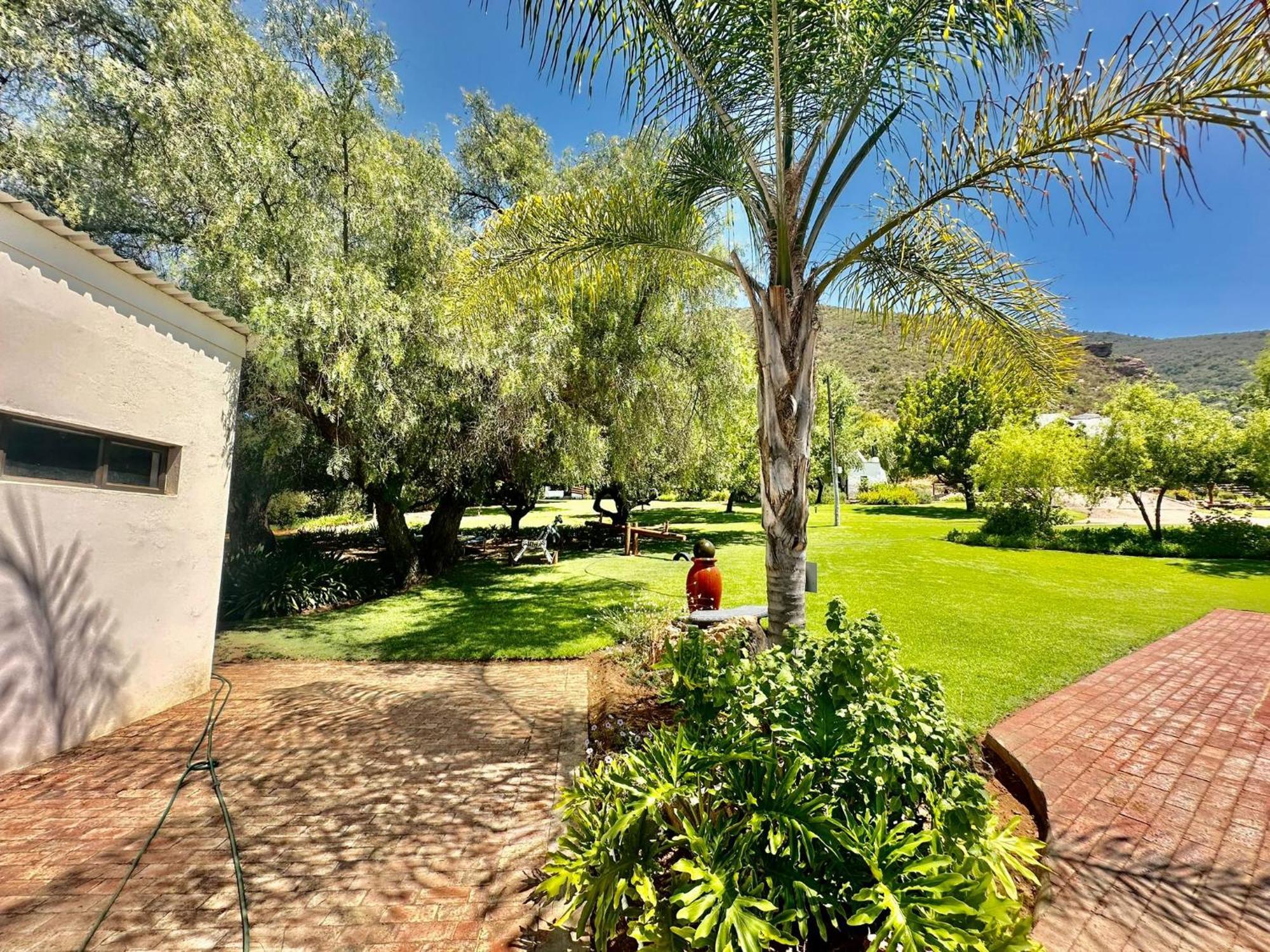 Kranskloof Country Lodge オーツホーン エクステリア 写真