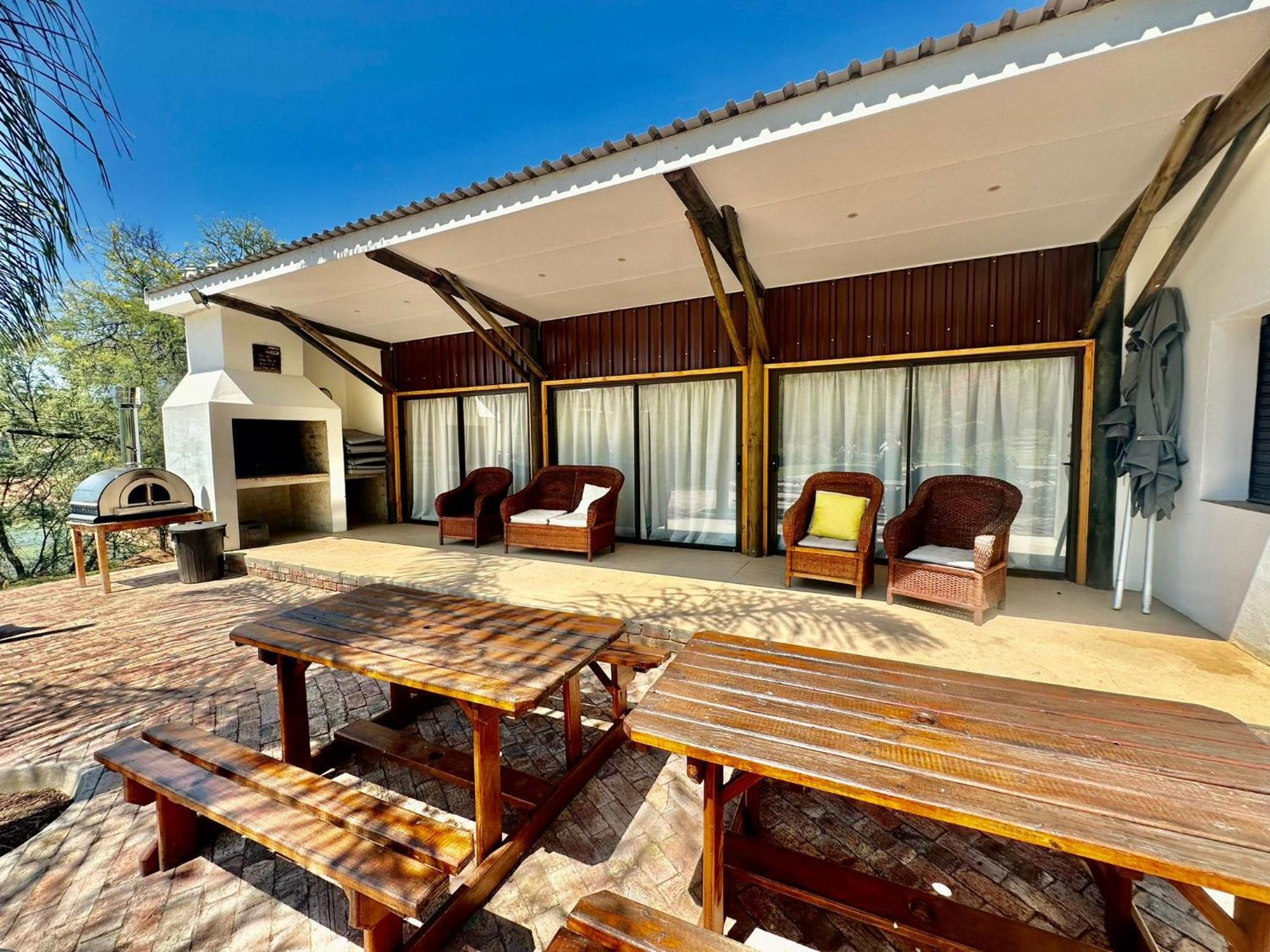 Kranskloof Country Lodge オーツホーン エクステリア 写真